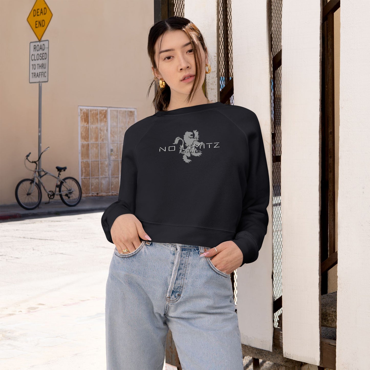 No Limitz Women's Cropped Fleece Pullover